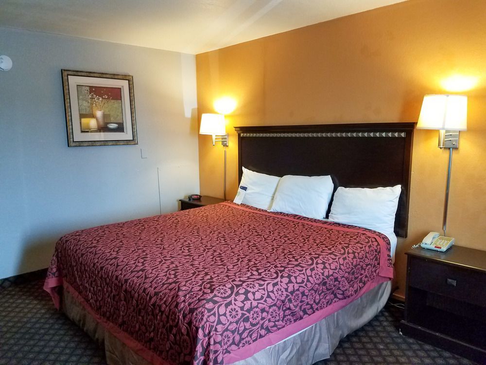 Oyo Townhouse Dodge Ks Hotel 2*